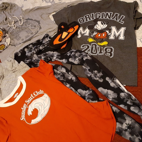 💥SOLD💥 - Picture 2 of 3